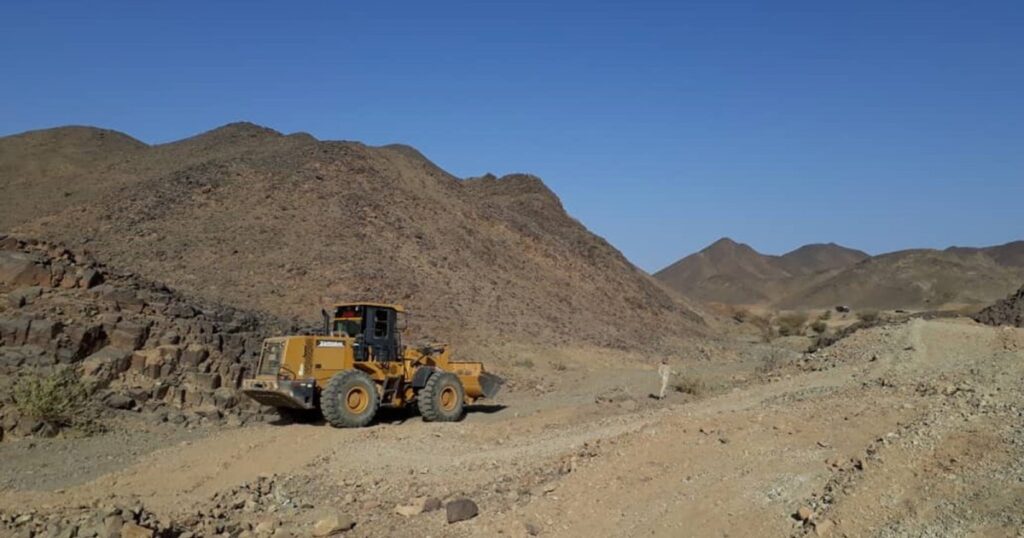 ماتوا تائهين عطاشى.. رداءة الطرق تقتل السودانيين مجددا
