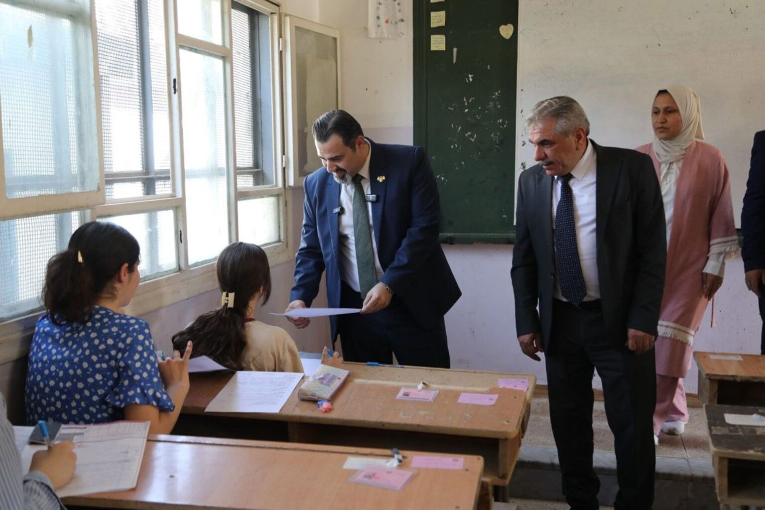 التربية السورية توضح آلية تدريس اللغة الكردية.. تفاعل متباين وترقب للتطبيق | أخبار